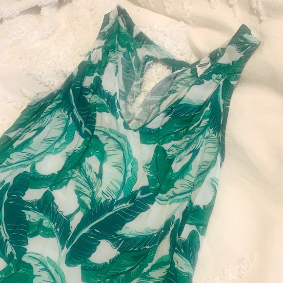 Palm Leaf Tank Top - Picture 2 of 3
